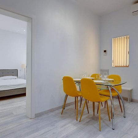 Modern Apartment In The Best Area Of Сліма Екстер'єр фото